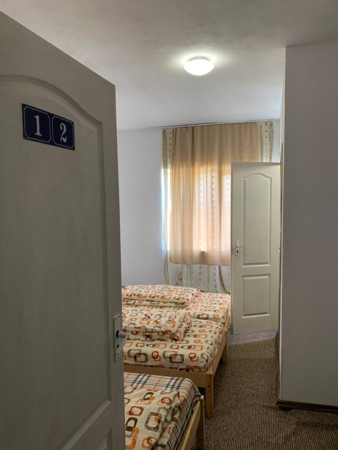 Pensiune Casa Munteanu Baratca Luaran gambar